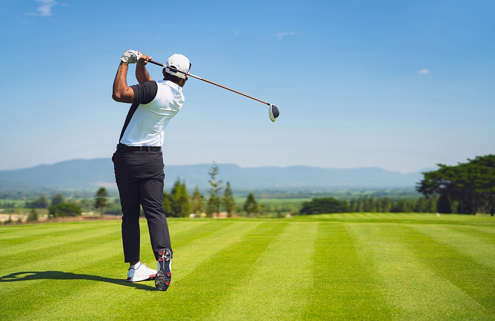 Golfer golfing in Spring Valley, NV